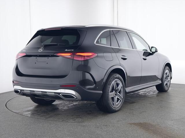 Mercedes-Benz GLC-KLASSE 400 e 4MATIC AMG Plug-In Hybride AMG Line Premium | Tekhaak | Panorama Schuif-Kanteldak | Rijassistentiepakket plus | Stuur en Stoelverwarming. Inclusief 24 maanden MB Certified garantie voor Europa.