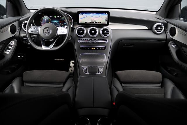 Mercedes-Benz GLC-KLASSE 300e 4MATIC AMG Line Aut9 | Distronic+ | Trekhaak | Keyless Go | Surround Camera | Geluidsisolerend Glas | Apple Carplay/Android Auto | Zitcomfortpakket | Sfeerverlichting |