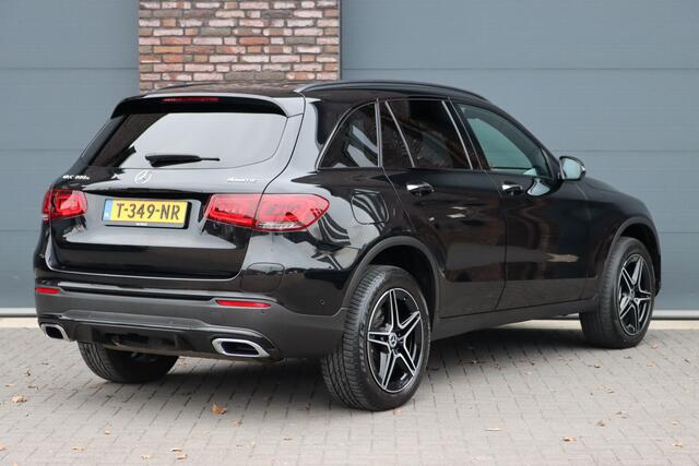 Mercedes-Benz GLC-KLASSE 300e 4MATIC AMG Line Aut9 | Distronic+ | Trekhaak | Keyless Go | Surround Camera | Geluidsisolerend Glas | Apple Carplay/Android Auto | Zitcomfortpakket | Sfeerverlichting |