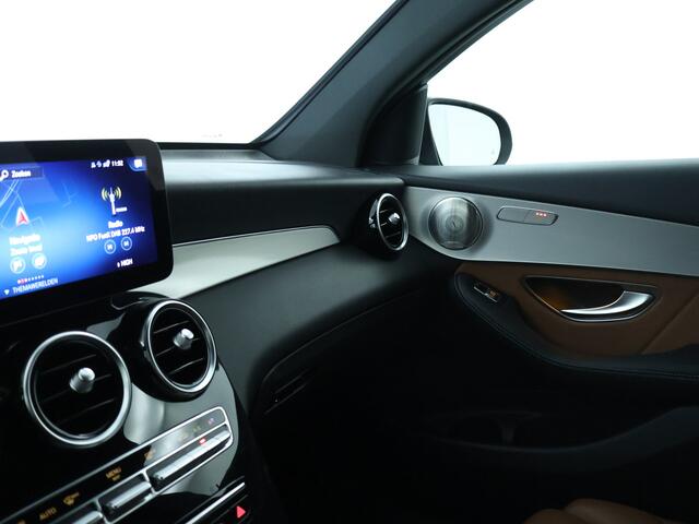 Mercedes-Benz GLC-KLASSE Coupé 300 e 4M AMG Plug-In Hybride | Dodehoekdetector | Inclusief 24 maanden MB Certified garantie voor Europa.