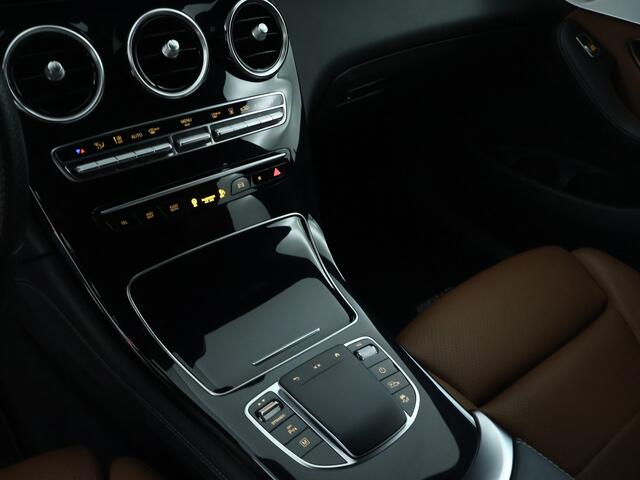 Mercedes-Benz GLC-KLASSE Coupé 300 e 4M AMG Plug-In Hybride | Dodehoekdetector | Inclusief 24 maanden MB Certified garantie voor Europa.