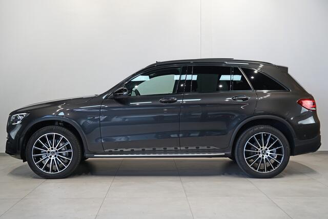 Mercedes-Benz GLC-KLASSE 300e 4MATIC AMG ? PANO ? BURMESTER ? 20" ? NIGHT ? CAMERA