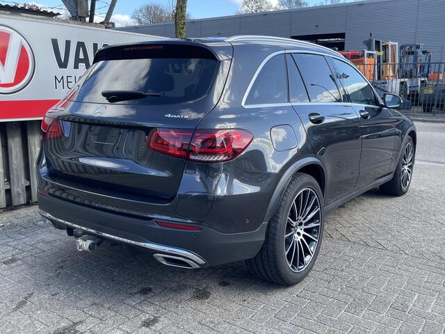 Mercedes-Benz GLC-KLASSE 300e 4MATIC AMG Line 20"/Luchtvering/Trekhaak/Leder + memory/Stoel + stuurverwarming/Matrix LED/Dodehoek/Adaptieve cruise/360 camera/Apple Carplay & Android Auto