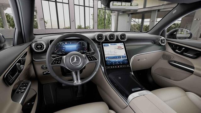 Mercedes-Benz GLC-KLASSE Coupé 300e 4MATIC Luxury Line | Beige bekleding | Massagestoelen | Rij assistentie pakket | Panoramadak | Memory |
