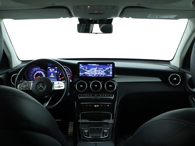 Mercedes-Benz GLC-KLASSE 300 e 4MATIC AMG Plug-In Hybride | AMG Line | Night Pakket | Panorama Schuif-Kanteldak | 20 Inch AMG Velgen | Inclusief 24 maanden MB Certified garantie voor Europa.