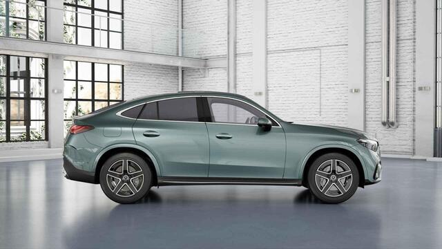 Mercedes-Benz GLC-KLASSE Coupé 300e 4MATIC AMG Line | Night pakket | Rij assistentie | Trekhaak | Keyless GO | Treeplanken | Winter pakket |