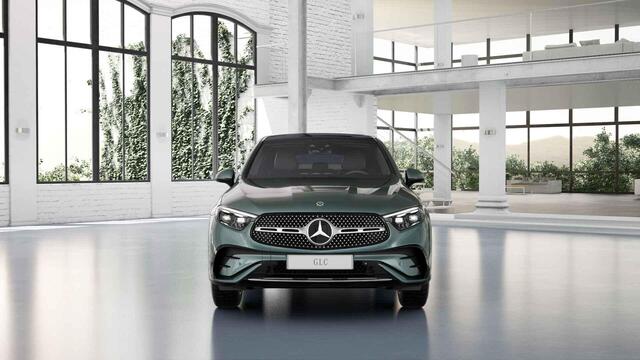 Mercedes-Benz GLC-KLASSE Coupé 300e 4MATIC AMG Line | Night pakket | Rij assistentie | Trekhaak | Keyless GO | Treeplanken | Winter pakket |
