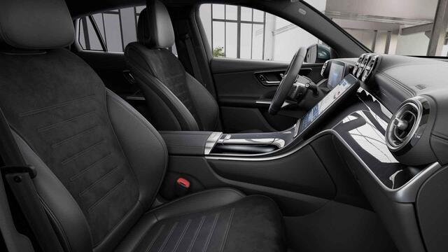 Mercedes-Benz GLC-KLASSE Coupé 300e 4MATIC AMG Line | Night pakket | Rij assistentie | Trekhaak | Keyless GO | Treeplanken | Winter pakket |