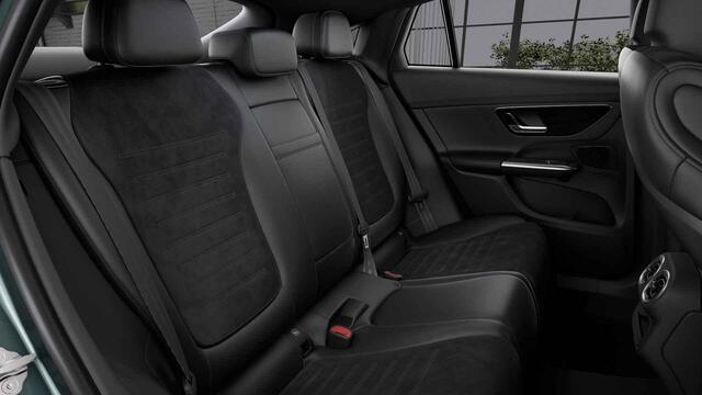Mercedes-Benz GLC-KLASSE Coupé 300e 4MATIC AMG Line | Night pakket | Rij assistentie | Trekhaak | Keyless GO | Treeplanken | Winter pakket |