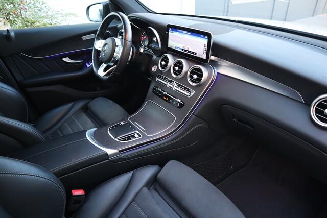 Mercedes-Benz GLC-KLASSE 200 4MATIC AMG Business Solution Facelift. Panoramadak Camera Leder Sfeerverlichting Afneembare Trekhaak.