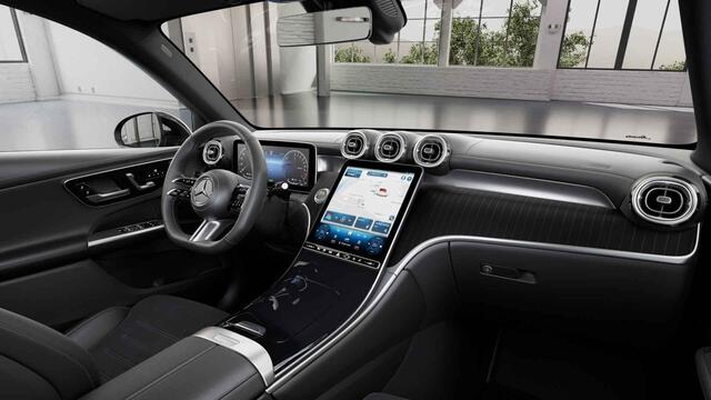 Mercedes-Benz GLC-KLASSE 300e 4MATIC AMG Line | Panoramadak | Trekhaak | Techniek pakket | Digital light |