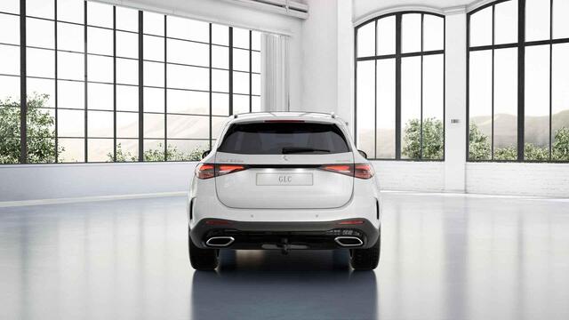 Mercedes-Benz GLC-KLASSE 300e 4MATIC AMG Line | Panoramadak | Trekhaak | Techniek pakket | Digital light |
