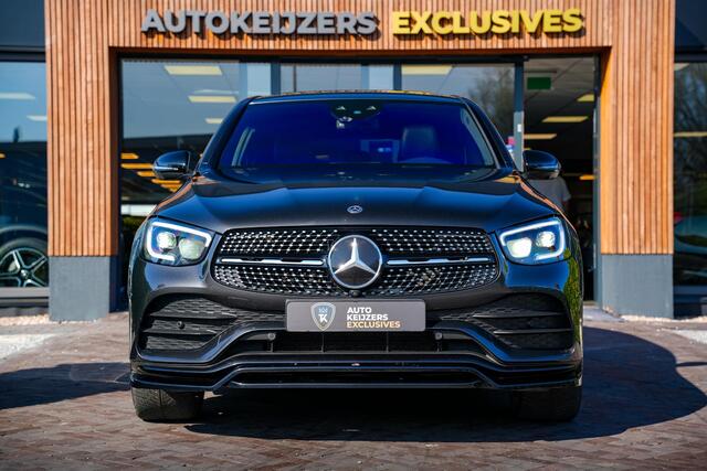 Mercedes-Benz GLC-KLASSE Coupé 400d 4MATIC 63 AMG luchtvering Schuifdak Ambient Burmester Sportstoelen Carbon 360° Camera 20''LM Trekhaak