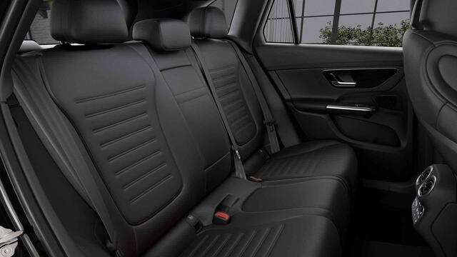Mercedes-Benz GLC-KLASSE 300e 4MATIC AMG Line | Panoramadak | Digital Light | Headup | 360 graden camera | Keyless | Lederen bekleding |