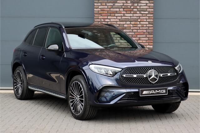 Mercedes-Benz GLC-KLASSE 400e 4MATIC AMG Line Aut9 | Distronic Pro | Memory | Trekhaak | Verwarmd Stuurwiel | Panoramadak | Nightpakket | Camera | Dodehoekassistent |