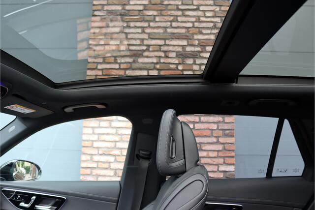 Mercedes-Benz GLC-KLASSE 400e 4MATIC AMG Line Aut9 | Distronic Pro | Memory | Trekhaak | Verwarmd Stuurwiel | Panoramadak | Nightpakket | Camera | Dodehoekassistent |