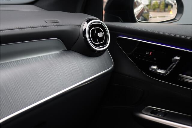 Mercedes-Benz GLC-KLASSE 400e 4MATIC AMG Line Aut9 | Distronic Pro | Memory | Trekhaak | Verwarmd Stuurwiel | Panoramadak | Nightpakket | Camera | Dodehoekassistent |