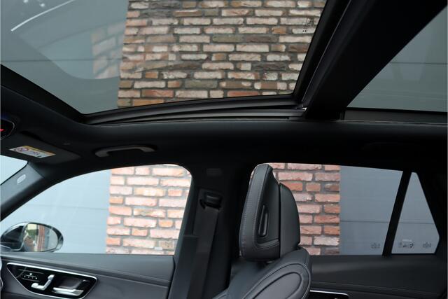 Mercedes-Benz GLC-KLASSE 300e 4MATIC Premium AMG Line Aut9 | Distronic+ | Burmester | Memory | Trekhaak | Leder | Nightpakket | Panoramadak | Digital Light | Surround Camera | Keyless Go | Rijassistentiepakket |