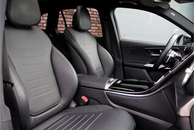 Mercedes-Benz GLC-KLASSE 300e 4MATIC Premium AMG Line Aut9 | Distronic+ | Burmester | Memory | Trekhaak | Leder | Nightpakket | Panoramadak | Digital Light | Surround Camera | Keyless Go | Rijassistentiepakket |