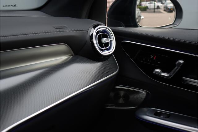 Mercedes-Benz GLC-KLASSE 300e 4MATIC Premium AMG Line Aut9 | Distronic+ | Burmester | Memory | Trekhaak | Leder | Nightpakket | Panoramadak | Digital Light | Surround Camera | Keyless Go | Rijassistentiepakket |
