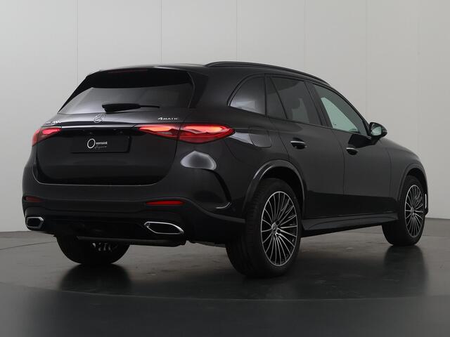 Mercedes-Benz GLC-KLASSE 300e 4MATIC Sport Edition | Burmester Sound System | Elektrische Trekhaak | Head-Up Display | 360 Camera | Distronic en Stuurassistent | Panoramadak |