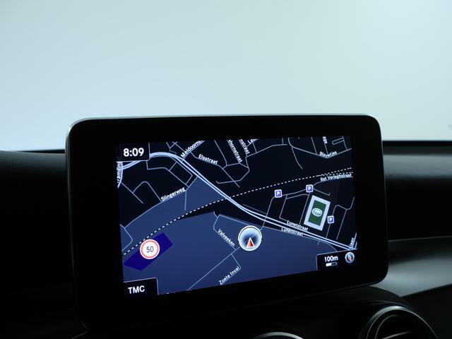 Mercedes-Benz GLC-KLASSE 250 4MATIC Business Solution AMG | Achteruitrijcamera | Trekhaak | Nightpakket | Leder | Inclusief 12 Maanden Garantie