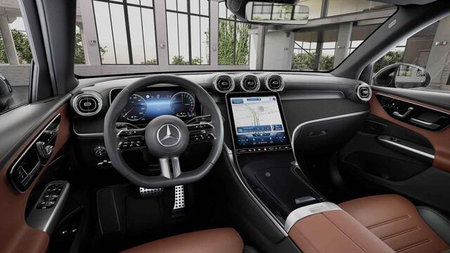 Mercedes-Benz GLC-KLASSE 300e 4MATIC AMG Line | Panoramadak | Trekhaak | Night pakket | Digital light | Keyless |