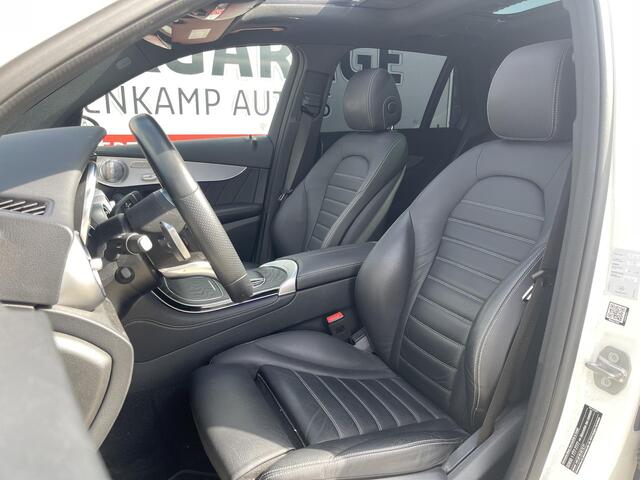 Mercedes-Benz GLC-KLASSE 300e 4MATIC Premium 19"/Leder + memory + massage//Panoramadak/Trekhaak/Adaptieve cruise/Dodehoek/360 camera/Burmester/Stoelverwarming/Sfeerverlichting