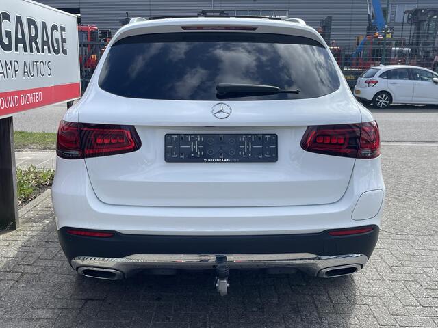 Mercedes-Benz GLC-KLASSE 300e 4MATIC Premium 19"/Leder + memory + massage//Panoramadak/Trekhaak/Adaptieve cruise/Dodehoek/360 camera/Burmester/Stoelverwarming/Sfeerverlichting
