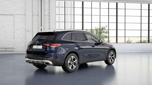 Mercedes-Benz GLC-KLASSE 300e 4MATIC Luxury Line | Panoramadak | Trekhaak | Rij assistentiepakket |