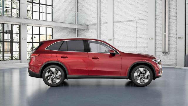 Mercedes-Benz GLC-KLASSE 300e 4MATIC Luxury Line | Panoramadak | Burmester | 360 graden camera | Rijassistentie Pakket | Trekhaak |