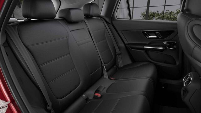 Mercedes-Benz GLC-KLASSE 300e 4MATIC Luxury Line | Panoramadak | Burmester | 360 graden camera | Rijassistentie Pakket | Trekhaak |