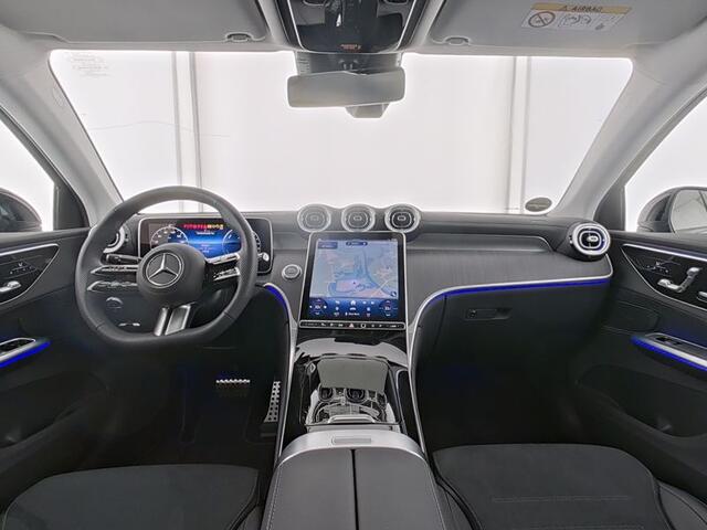 Mercedes-Benz GLC-KLASSE Coupé 300 e 4M AMG Plug-In Hybride AMG Line Premium | Night Pakket | Panorama Schuif-Kanteldak | 20 Inch AMG Velgen | Trekhaak | Stuur en Stoelverwarming | Inclusief 24 maanden MB Certified garantie voor Europa.