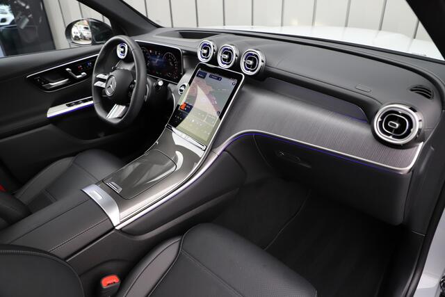Mercedes-Benz GLC-KLASSE 300e AMG 4-Matic Aut9 | 313PK | Massage | Head-up | Keyles-go | Burmester | Sfeerverlichting | Pano | Digital-light | Distronic+ | Air-balance | 2024.