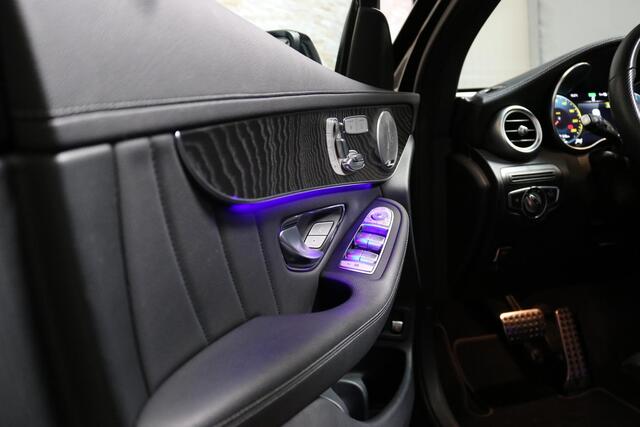 Mercedes-Benz GLC-KLASSE 300e 4MATIC Premium Plus AMG Pakket | PANO | 360 Camera | Luchtvering | Memory | Sfeer | Head up display | Digitaal dashboard | Leder | Stoelkoeling | Orig. NL | VOL OPTIES!