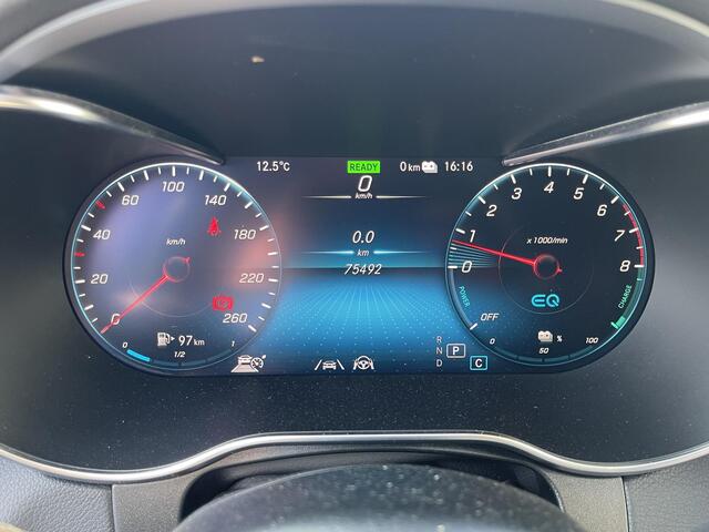 Mercedes-Benz GLC-KLASSE 300e 4MATIC 19"/Leder + memory/Panoramadak/Multibeam/Trekhaak/Adaptieve cruise/Dodehoek/360 camera/Burmester/Stoelverwarming/Sfeerverlichting