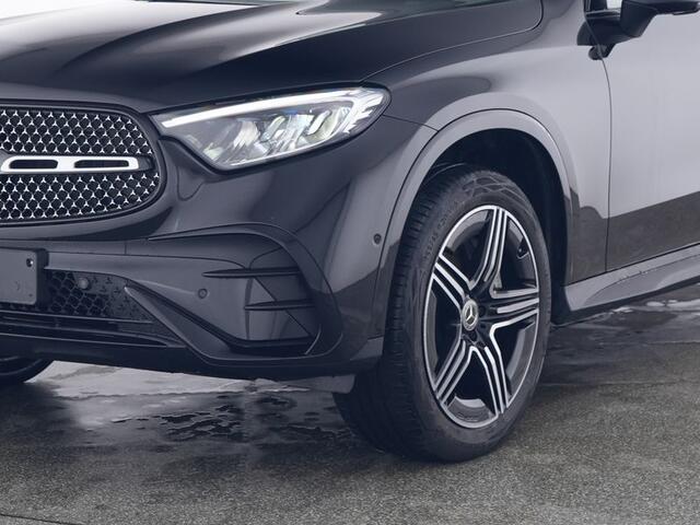 Mercedes-Benz GLC-KLASSE 400 e 4-MATIC AMG Edition Night pakket | Panoramadak | Alarm | Trekhaak | Burmester® | Distronic | Memory Pack | 360 gr Camera | Inclusief 24 maanden Mercedes-Benz Certified garantie voor Europa.