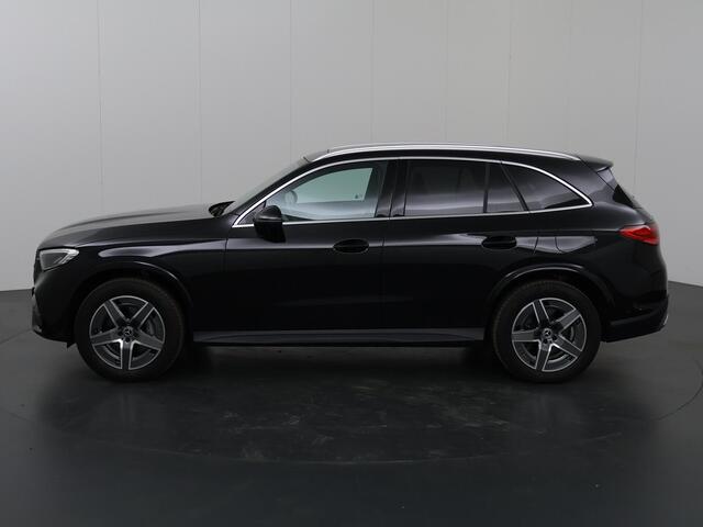 Mercedes-Benz GLC-KLASSE 300e 4MATIC AMG Line | Panoramadak | 360 graden camera | Sfeerverlichting | Trekhaak | Stoelverwarming |
