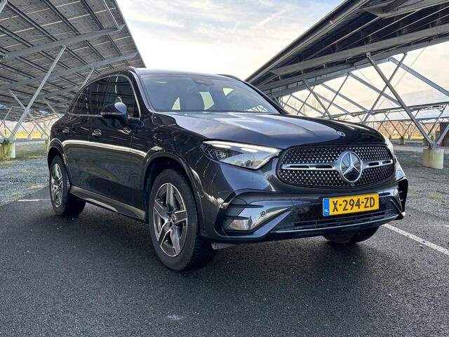 Mercedes-Benz GLC-KLASSE 400e 4MATIC AMG Line | Panoramadak | Trekhaak | 360 camera | Distronic | Digital light | Memory stoelen | Sfeerverlichting |