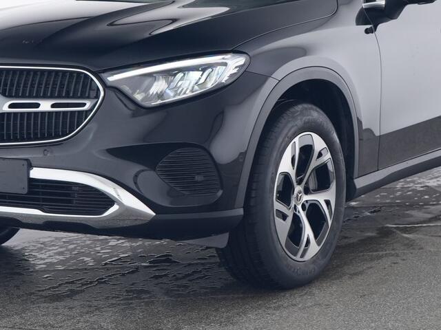 Mercedes-Benz GLC-KLASSE 300 e 4MATIC Plug-In Hybride Avantgarde Advanced Plus | Panorama Schuif-Kanteldak | Distronic | 360° camera | Stuur en Stoelverwarming. Inclusief 24 maanden MB Certified garantie voor Europa.
