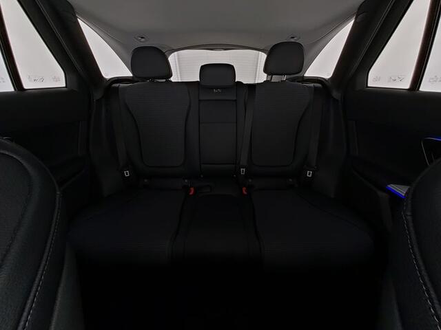 Mercedes-Benz GLC-KLASSE 300 e 4MATIC Plug-In Hybride Avantgarde Advanced Plus | Trekhaak | Digital Koplampen | DC Laden | Distronic | Memory Voorstoelen. Inclusief 24 maanden MB Certified garantie voor Europa.