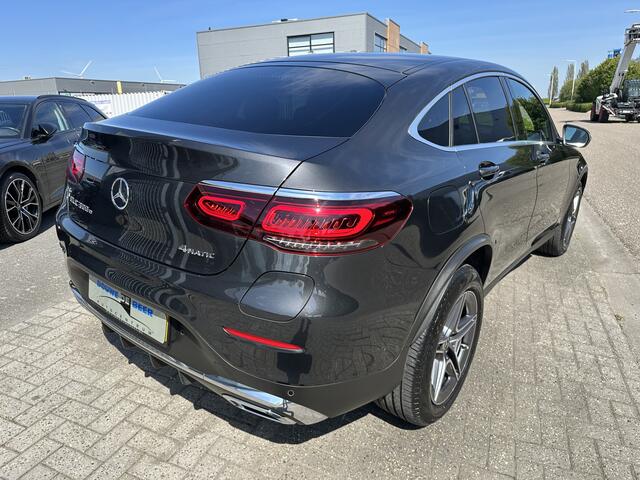 Mercedes-Benz GLC-KLASSE Coupé 300e 4MATIC AMG Camera | Leer | Stoelverw. | Spiegelpakket | DAB |