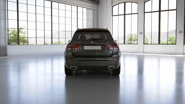 Mercedes-Benz GLC-KLASSE 300e 4MATIC Business Solution AMG | Night | Achteruitrijcamera | Stoelverwarming |
