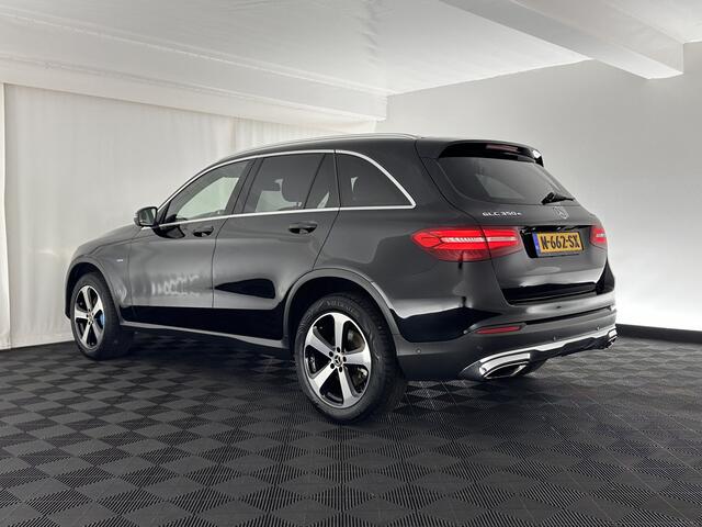 Mercedes-Benz GLC-KLASSE 350e 4MATIC Premium Plus Aut. *HEAD-UP | FULL-LED | FULL-LEATHER | BURMESTER | CAMERA | HEATED-SEATS | SPORT-SEATS | NAVI-FULLMAP | 18''ALU | TOWBAR*