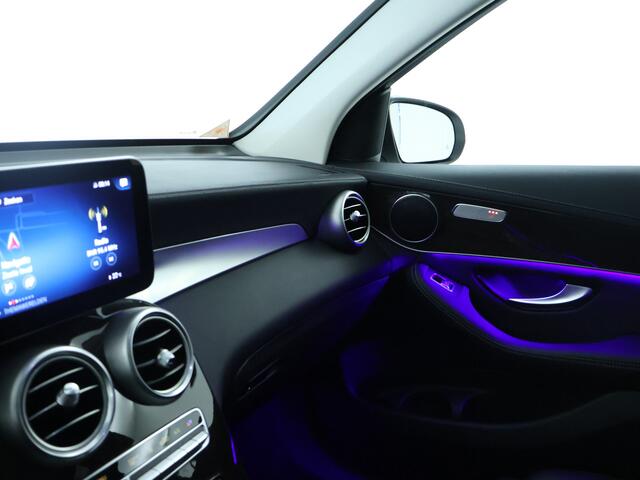 Mercedes-Benz GLC-KLASSE 300 e 4MATIC Premium Plus Panoramadak Inclusief 24 maanden MB Certified garantie voor Europa.