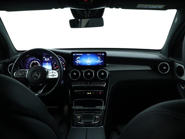 Mercedes-Benz GLC-KLASSE 300 e 4MATIC Business Solution AMG AMG Styling Inclusief 24 maanden MB Certified garantie voor Europa.