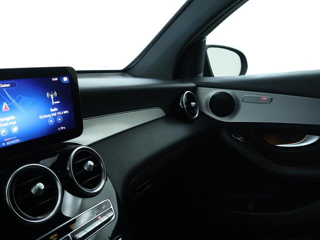 Mercedes-Benz GLC-KLASSE 300 e 4MATIC Business Solution AMG AMG Styling Inclusief 24 maanden MB Certified garantie voor Europa.
