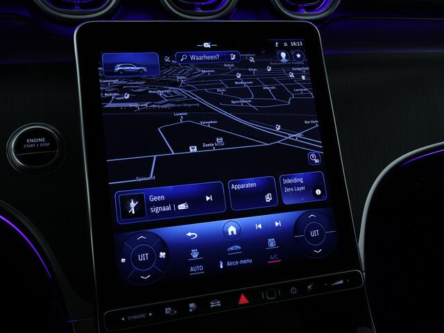 Mercedes-Benz GLC-KLASSE 300 e AMG 4-matic | Airmatic | Premium | Panorama Schuif-Kanteldak | Trekhaak af fabriek | Digital light | Burmester® 3D-Surround-Soundsystem | Distronic. Inclusief 24 maanden MB Certified garantie voor Europa.