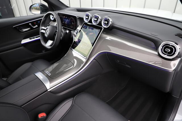 Mercedes-Benz GLC-KLASSE 300e AMG 4-Matic | 313PK | Massage | Pano | Keyles-go | Head-up | Sfeerverlichting | Distronic+ | Stoelkoeling | Burmester | Memory | Air-balance | 2024.