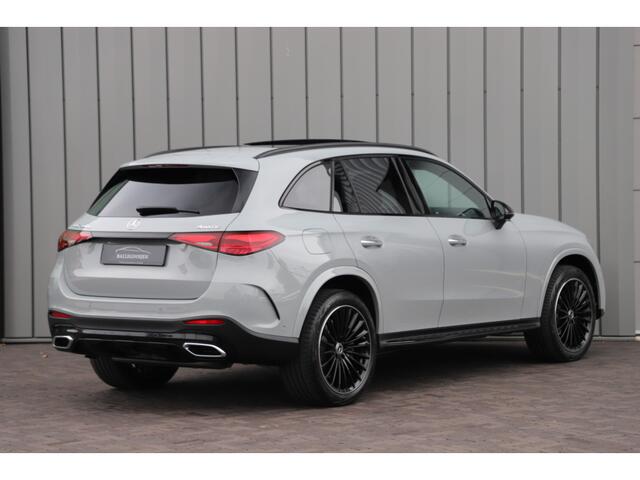 Mercedes-Benz GLC-KLASSE 300e AMG 4-Matic | 313PK | Massage | Pano | Keyles-go | Head-up | Sfeerverlichting | Distronic+ | Stoelkoeling | Burmester | Memory | Air-balance | 2024.